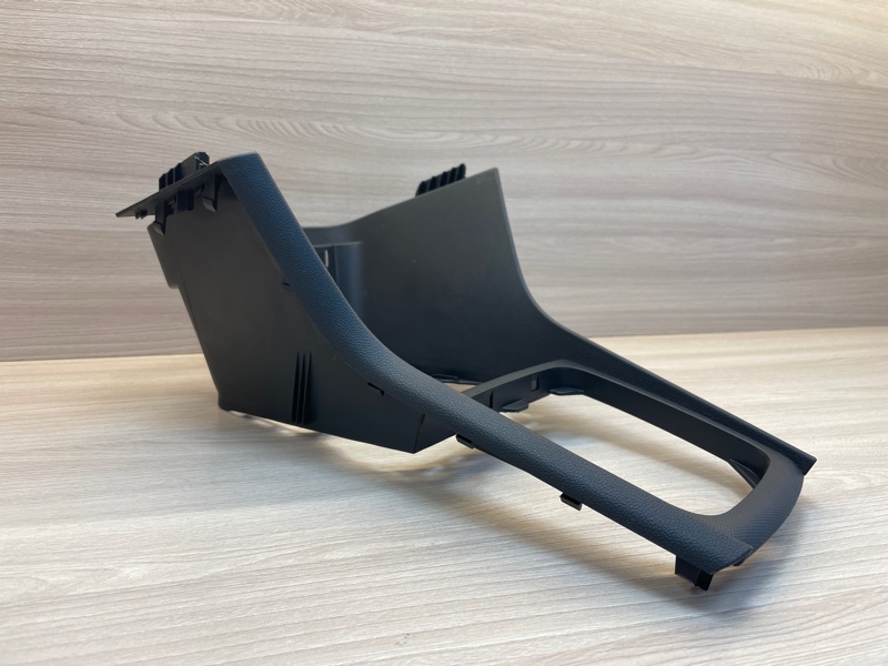 Консоль центральная