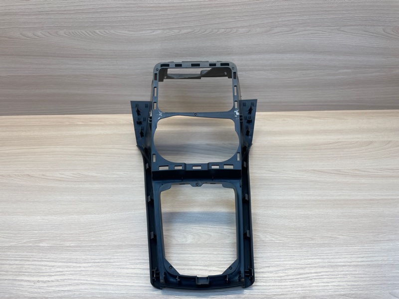 Консоль центральная