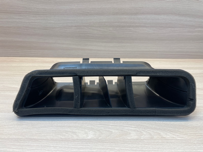 Воздуховод салона