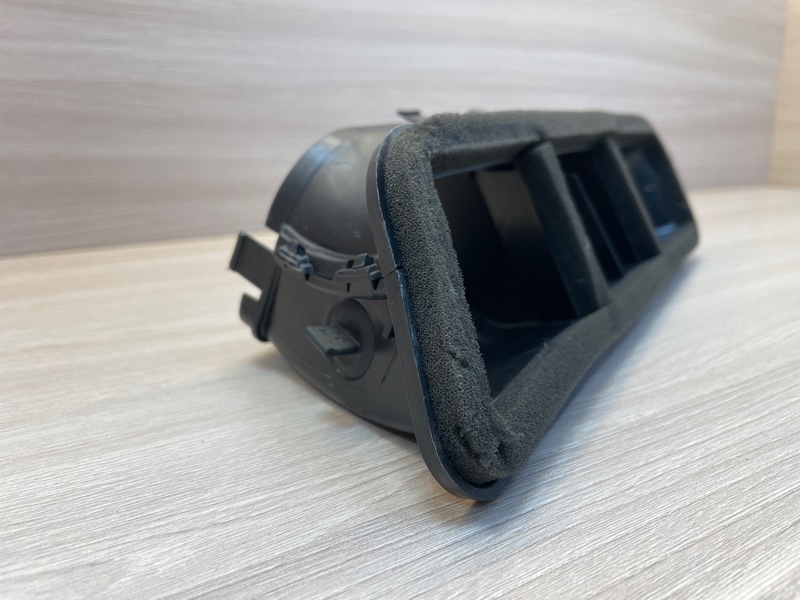 Воздуховод салона