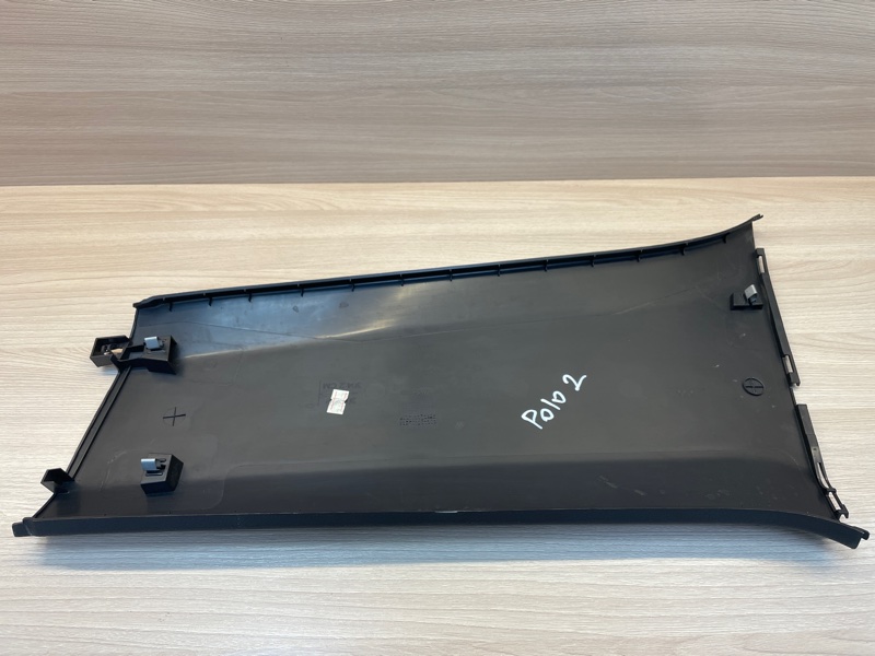 Обшивка средней стойки