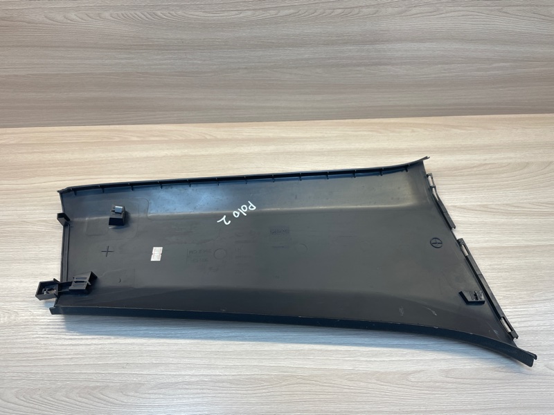 Обшивка средней стойки