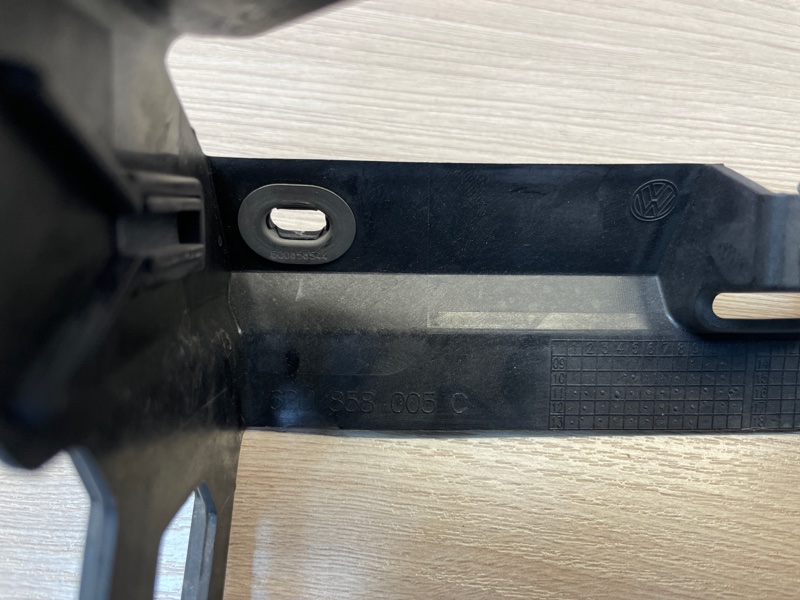 Кронштейн магнитолы