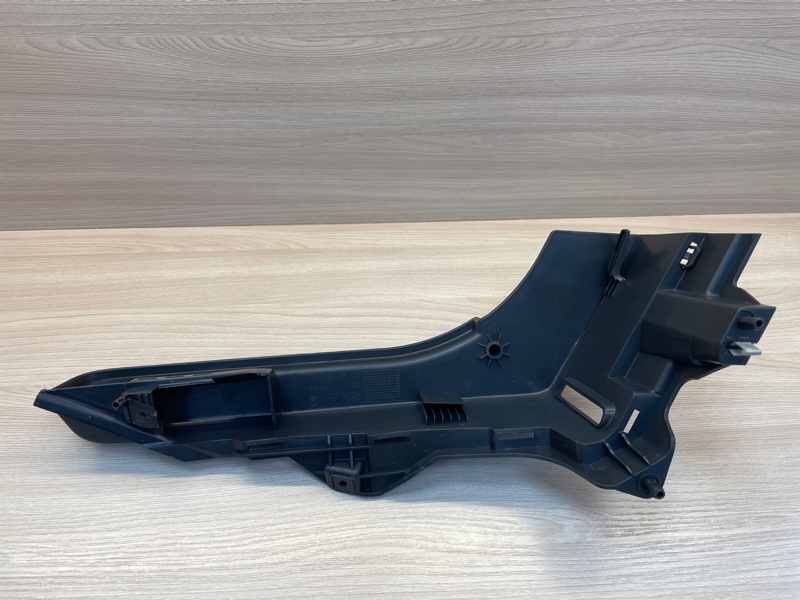 Держатель задней полки