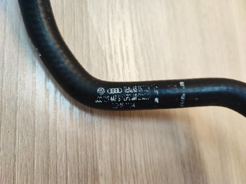 Патрубок радиатора