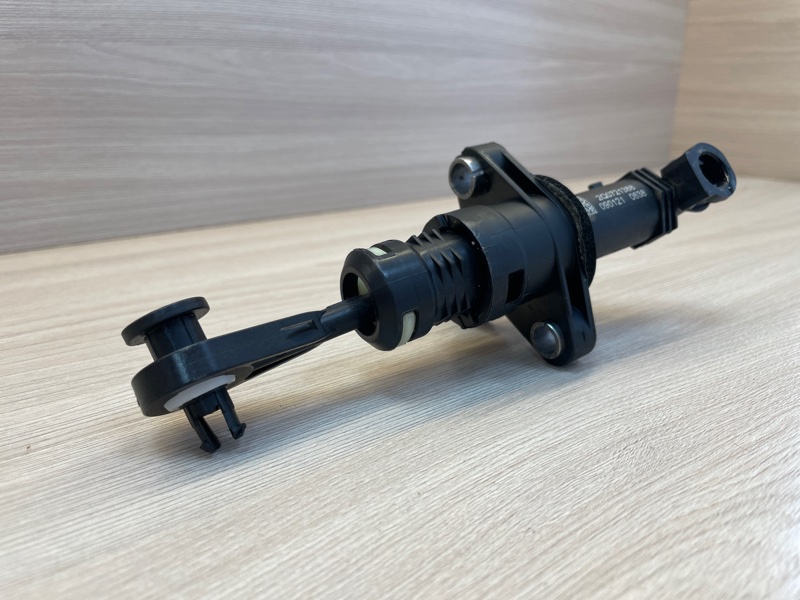 Цилиндр сцепления