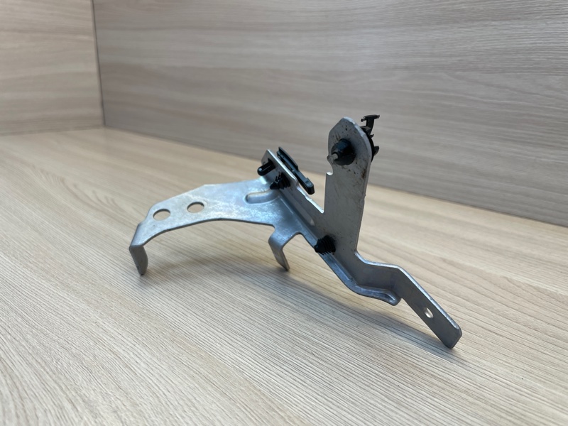 Кронштейн проводки