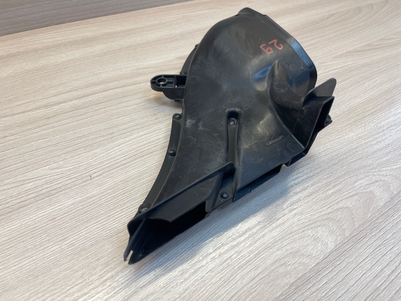 Воздуховод салона