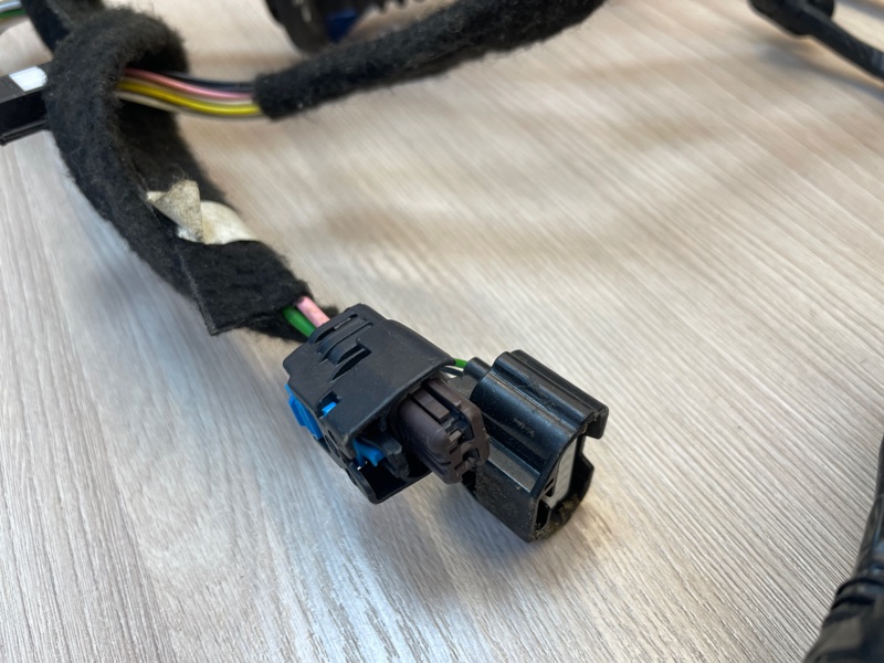 Проводка двери