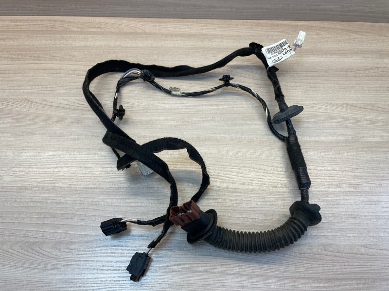 Проводка      двери