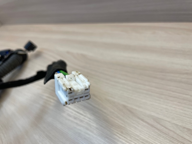 Проводка      двери