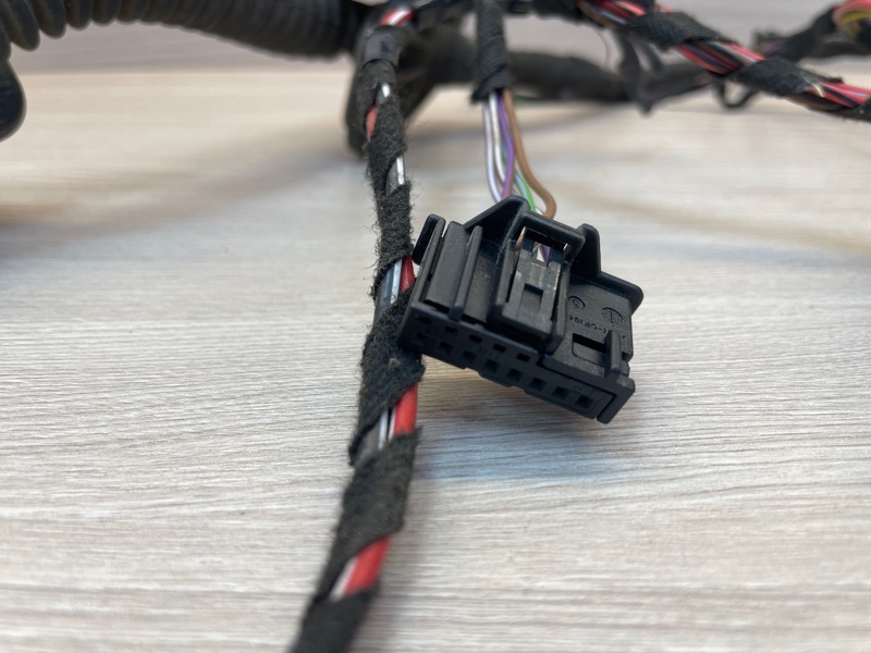 Проводка двери