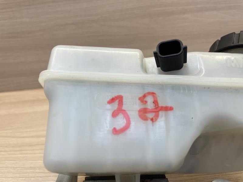 Главный тормозной цилиндр