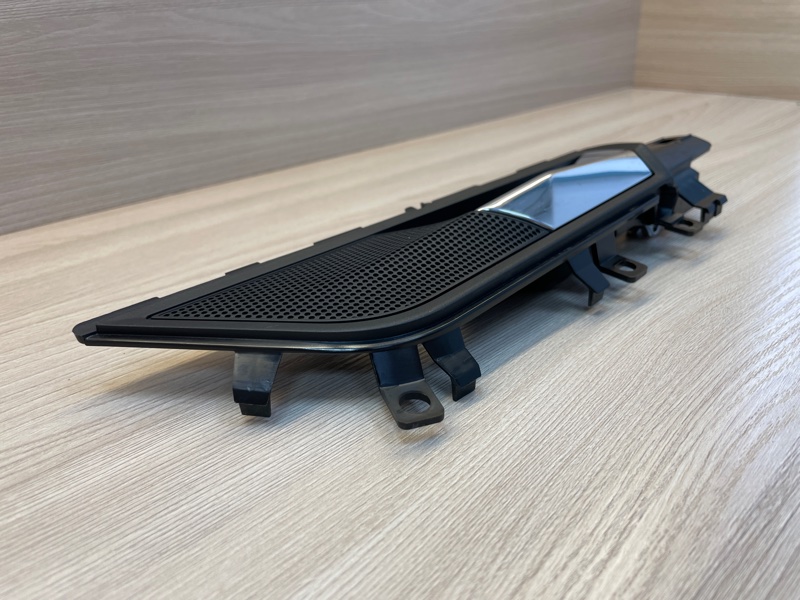 Внутренняя  ручка двери