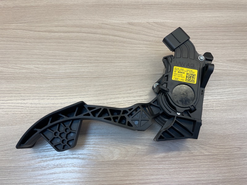 Педаль газа