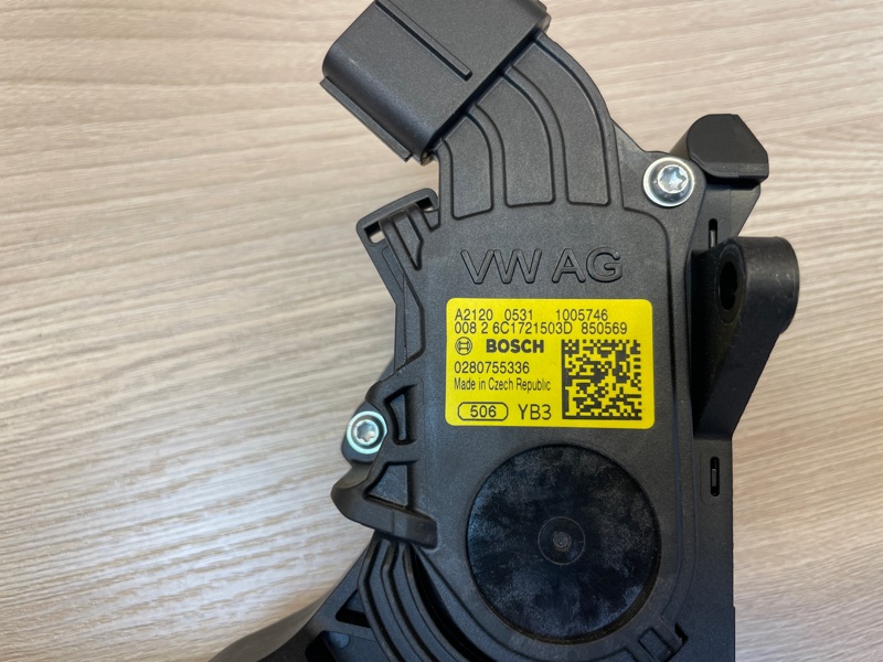 Педаль газа