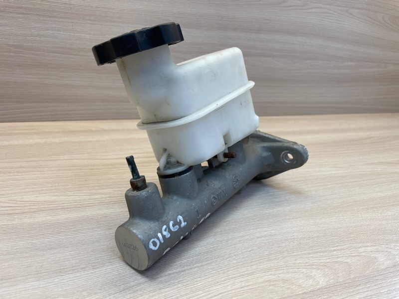 Главный тормозной цилиндр