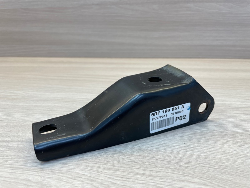 Кронштейн опоры двигателя