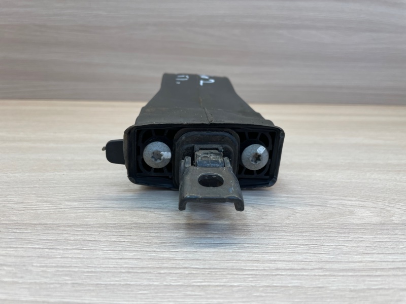 Ограничитель      двери