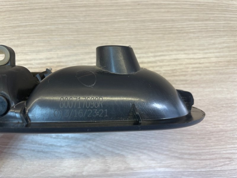 Внутренняя  ручка двери