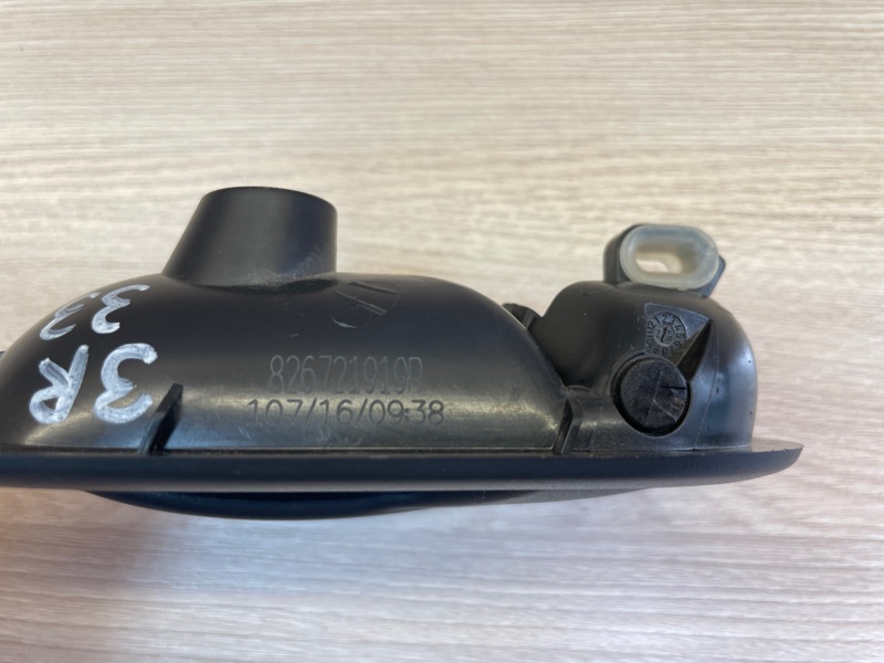 Внутренняя  ручка двери