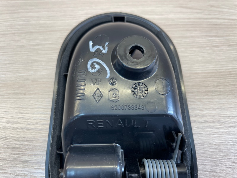 Внутренняя  ручка двери