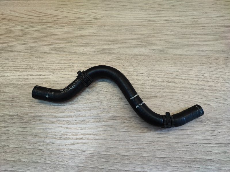 Патрубок от бачка антифриза