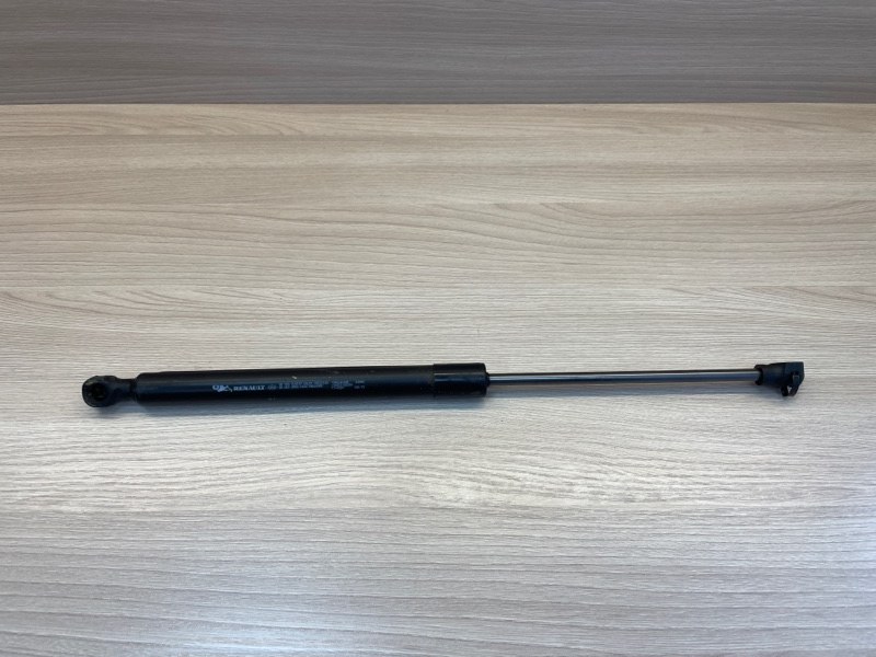 Амортизатор багажника