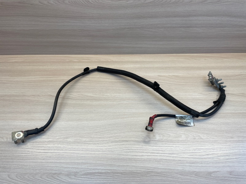 Клемма аккумулятора