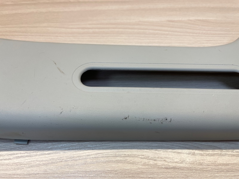 Обшивка средней стойки