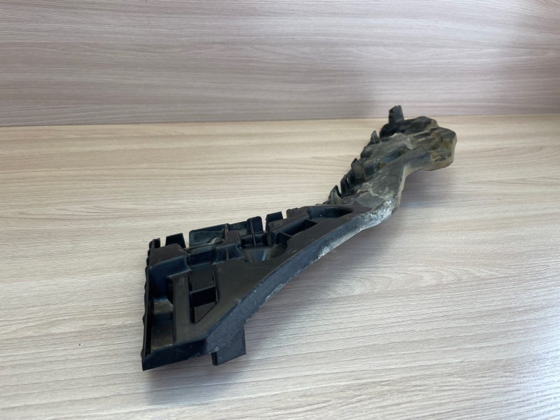 Кронштейн бампера