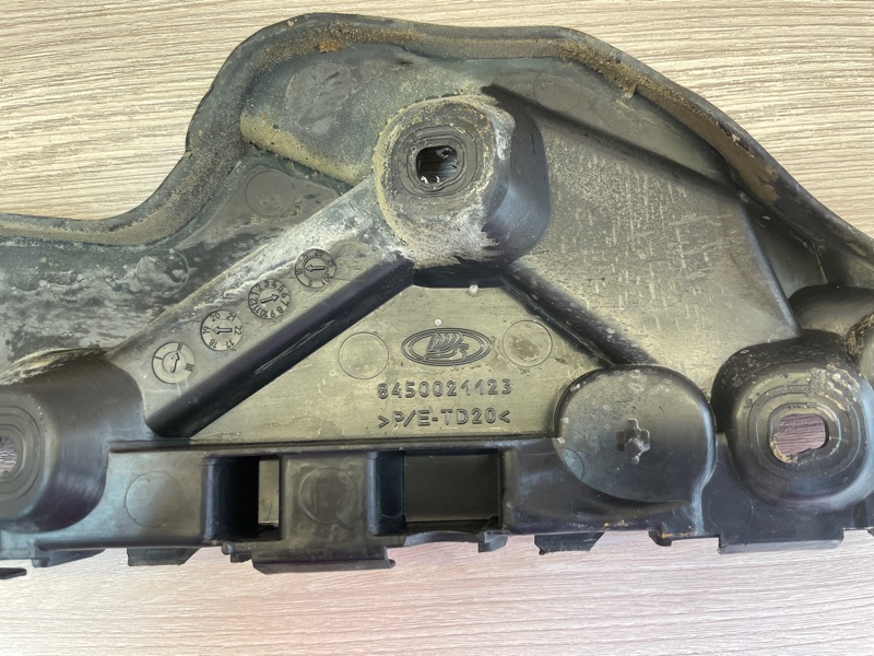 Кронштейн бампера