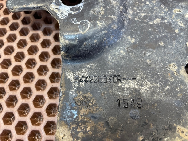 Кронштейн подрамника