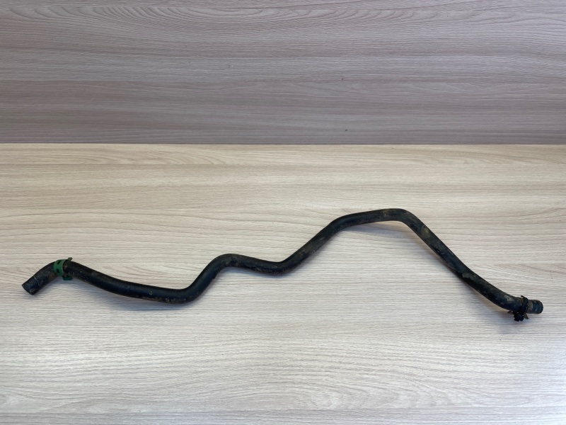 Патрубок радиатора