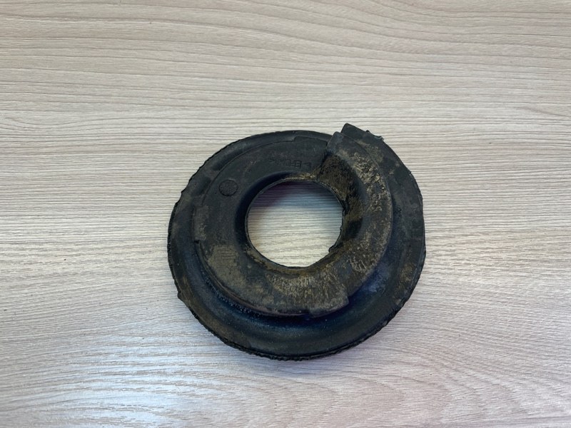 Верхняя опора    пружины