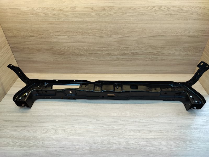 Верхняя накладка телевизора