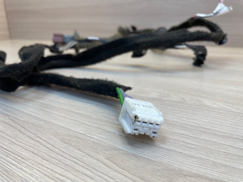 Проводка двери