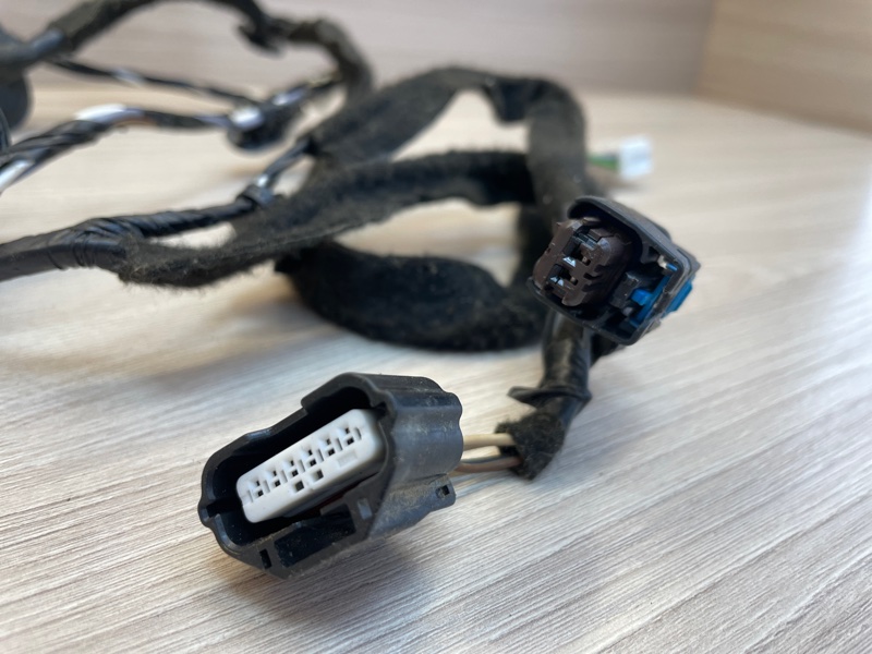 Проводка двери