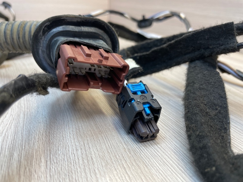 Проводка двери