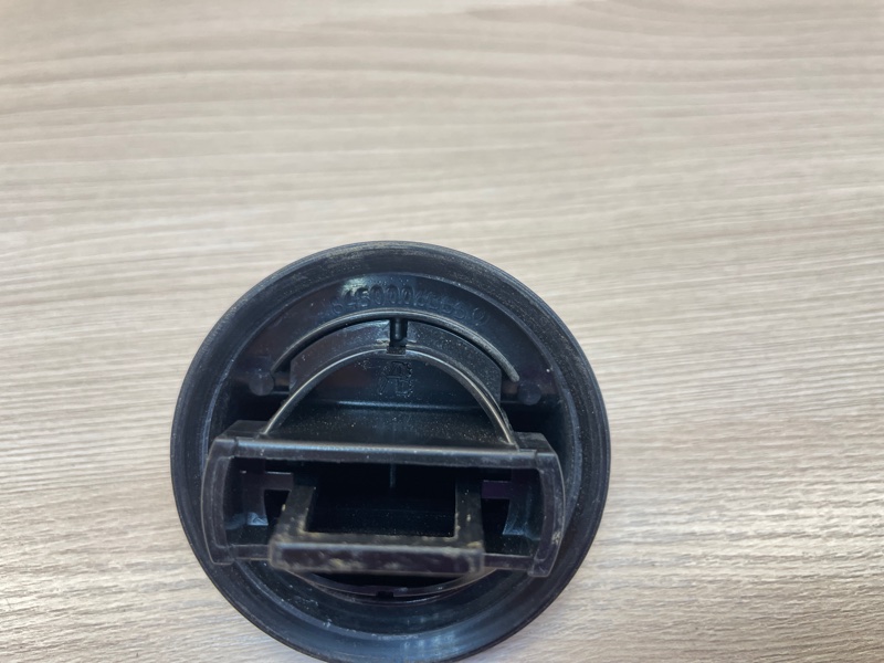 Крышка топливного бака