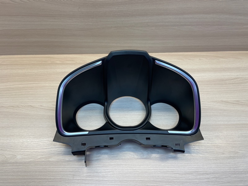 Козырек щитка приборов