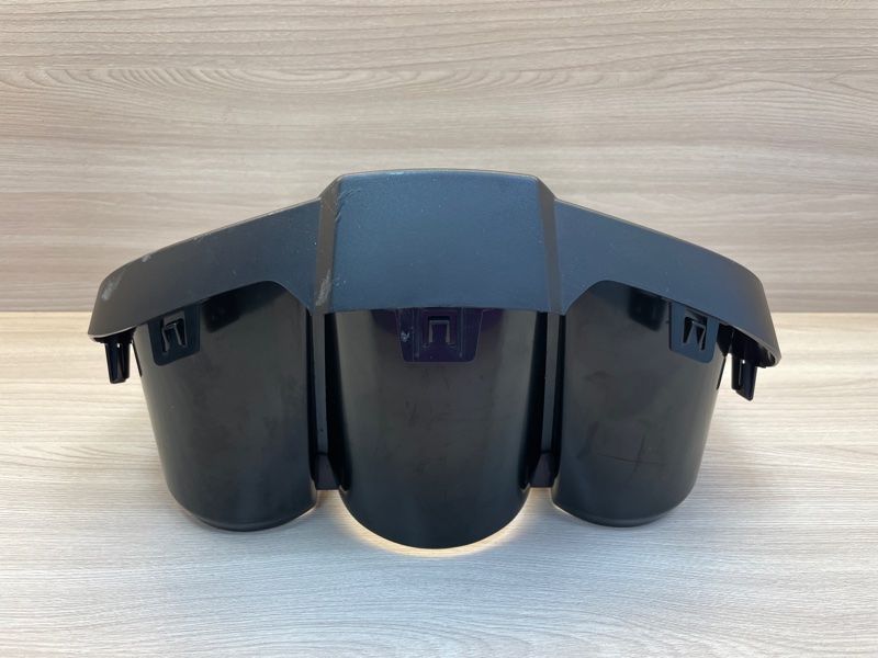 Козырек щитка приборов