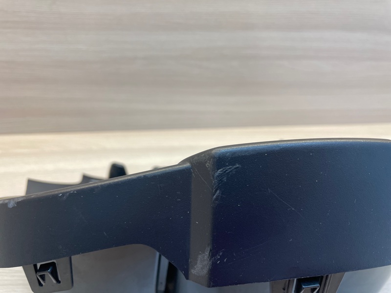 Козырек щитка приборов