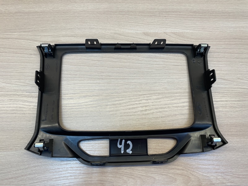 Рамка магнитолы