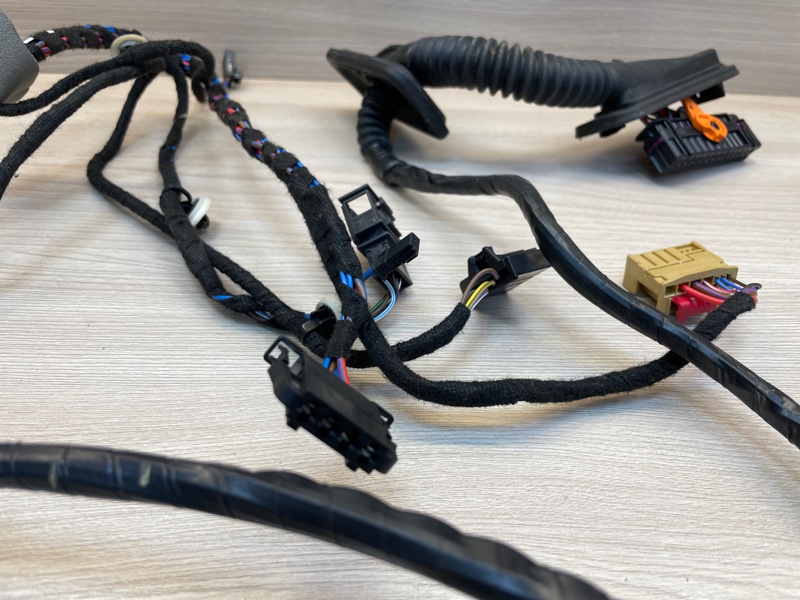 Проводка двери