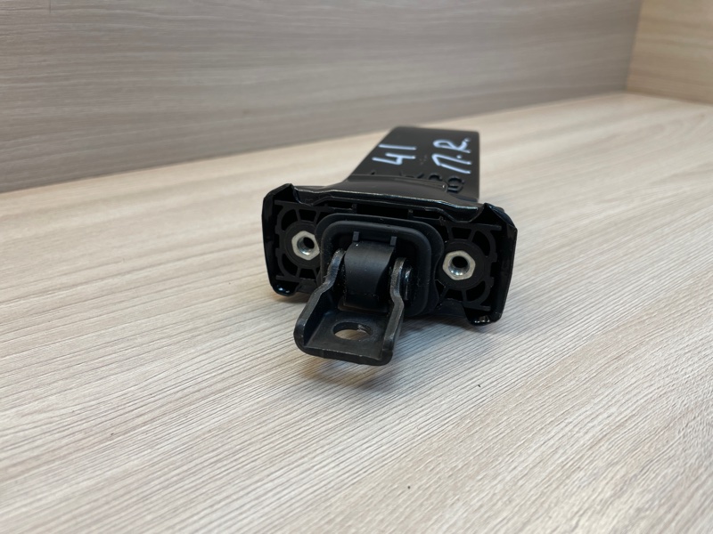 Ограничитель      двери