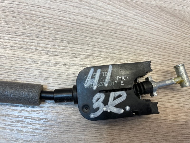 Трос замка двери