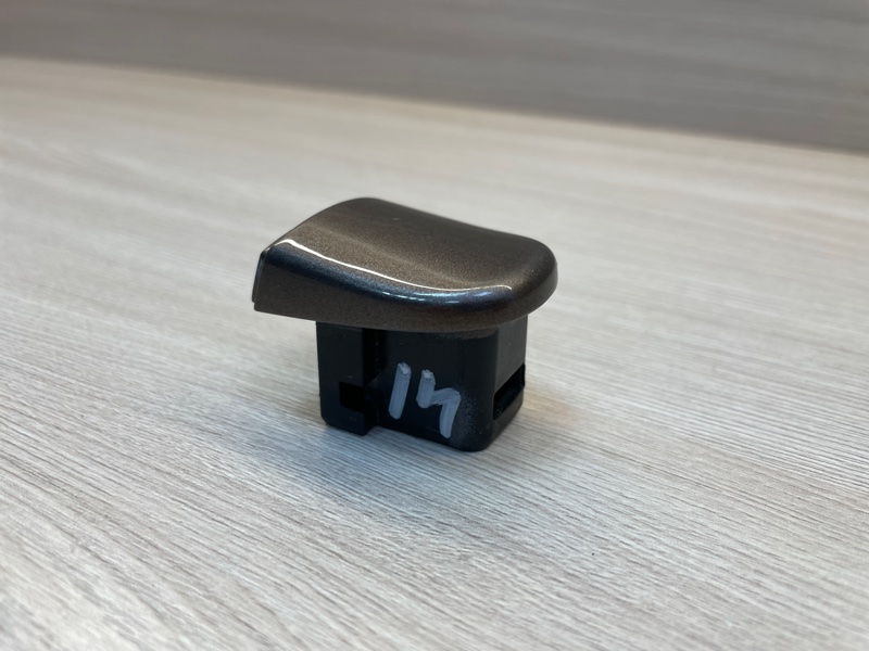 Накладка внешней ручки двери