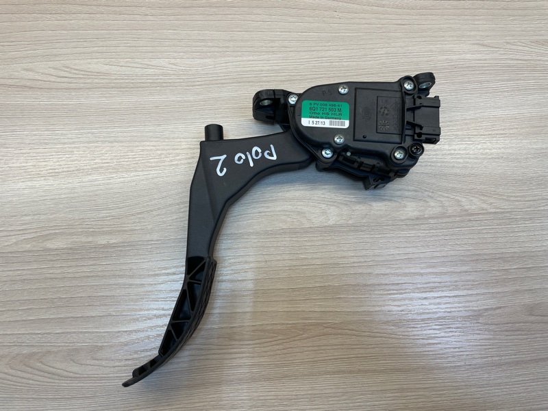 Педаль газа