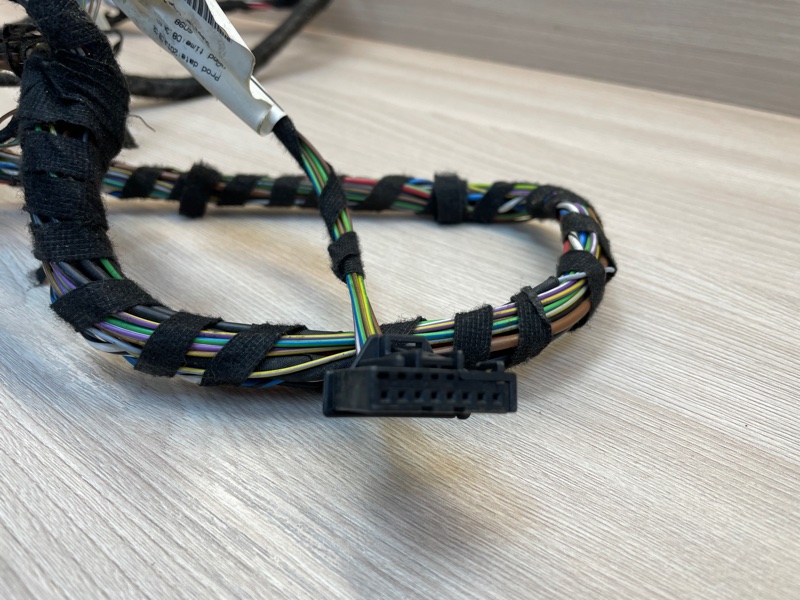 Проводка двери